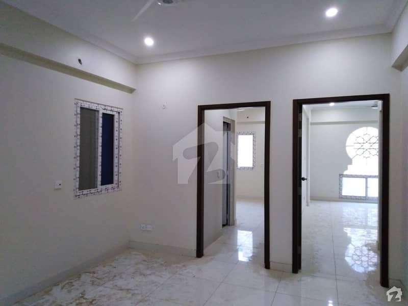 In DHA Defence Flat Sized 950 Square Feet For Sale