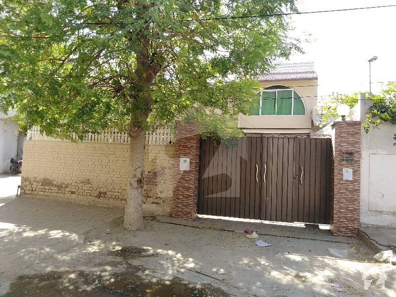 23 Marla Corner House For Sale In Satellite Town Bahawalpur