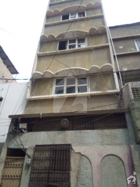 لیاقت آباد - بلاک 8 لیاقت آباد کراچی میں 5 کمروں کا 2 مرلہ مکان 78 لاکھ میں برائے فروخت۔