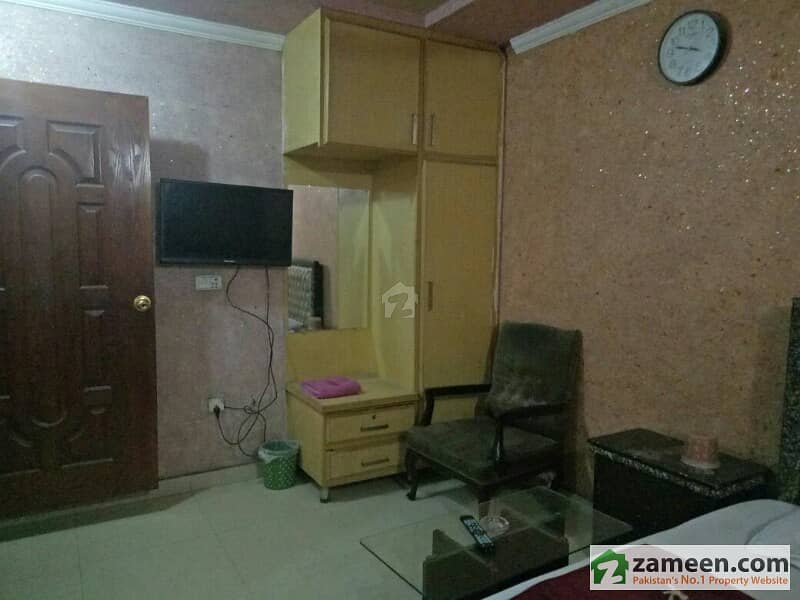 Well Furnished Hostel Available For Rent In Faisal Town Main Road