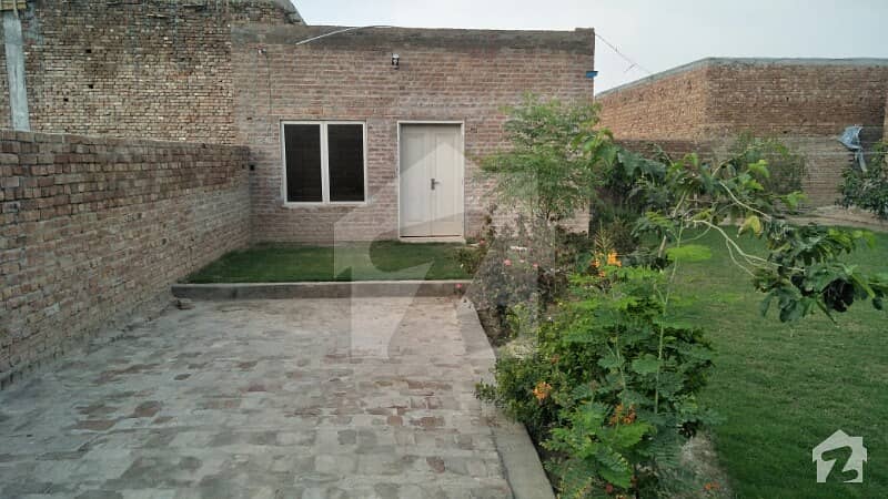 3150  Square Feet House In Central Industrial Estate For Sale