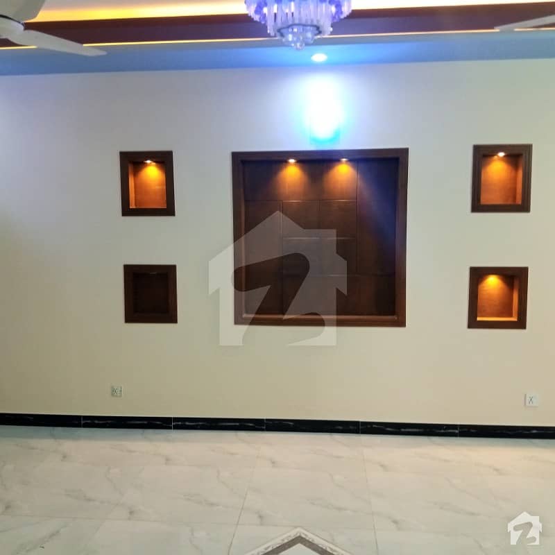 Bahria Town Phase 2 10 Marla House For Rent