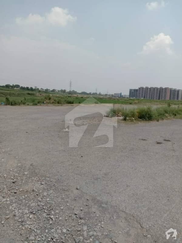 30X60 Level Residential Plot Is  For Sale