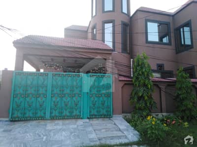 11 Marla House Ideally Situated In Al Rehman Garden 11 Marla House Ideally Situated In Al Rehman Garden