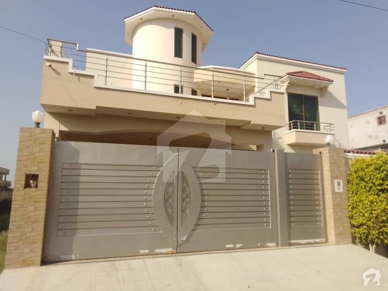 House Of 1 Kanal In Government Employees Cooperative Housing Society For Sale