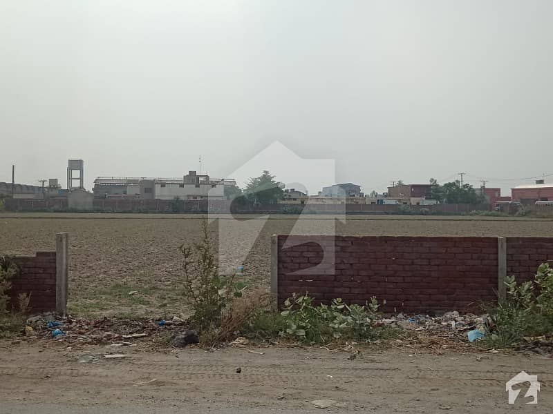 شیخوپورہ روڈ لاہور میں 32 کنال صنعتی زمین 8 کروڑ میں برائے فروخت۔ شیخوپورہ روڈ لاہور میں 32 کنال صنعتی زمین 8 کروڑ میں برائے فروخت۔