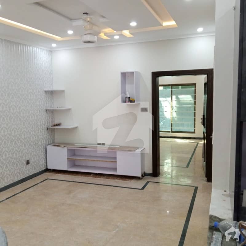 Bahria Town Phase 2 10 Marla House For Rent