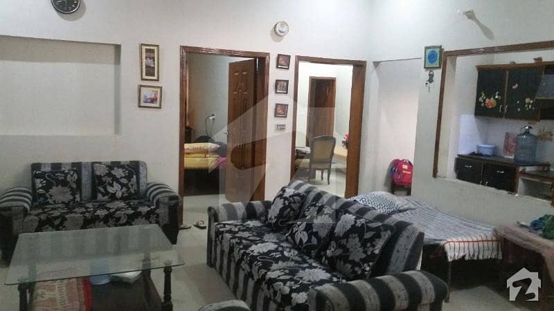 پی آئی اے ہاؤسنگ سکیم لاہور میں 3 کمروں کا 6 مرلہ مکان 1.32 کروڑ میں برائے فروخت۔