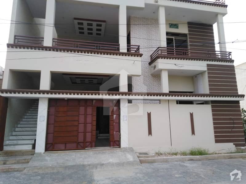 گلشنِ معمار - سیکٹر ٹی گلشنِ معمار گداپ ٹاؤن کراچی میں 6 کمروں کا 10 مرلہ مکان 2.2 کروڑ میں برائے فروخت۔