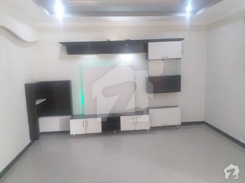 Very Nice House With Basement Very Nice House With Basement