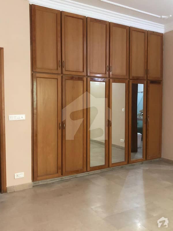 Al Habib Property Offers 1 Kanal Beautiful Lower Portion For Rent In Dha Lahore Phase 5 Block B