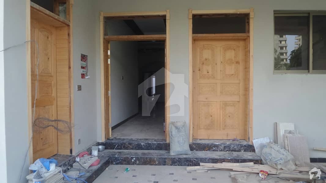 ڈھوک کشمیریاں راولپنڈی میں 6 کمروں کا 7 مرلہ مکان 1.6 کروڑ میں برائے فروخت۔
