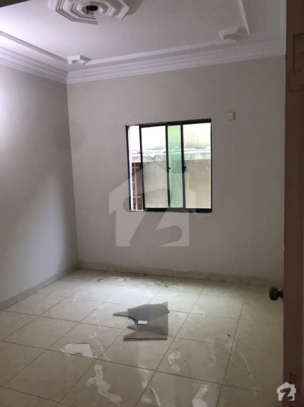 3 Bed Attach Bath And Drawing Lounge