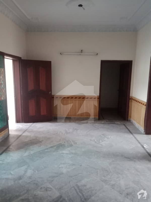 8 Marla Upper Portion For Rent In Allama Iqbal Town Nishtar Block
