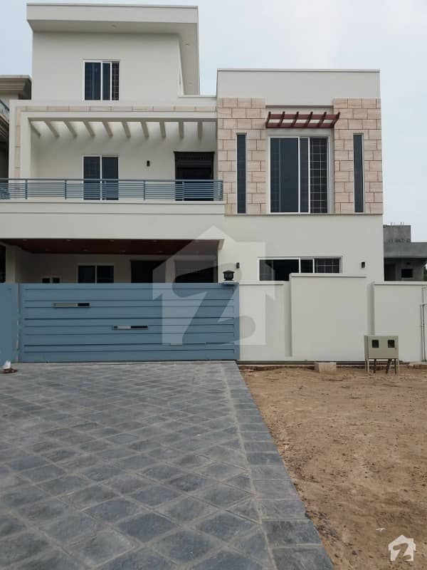 G94 Big Street Brand New Double Story House For Sale G9/4, G9