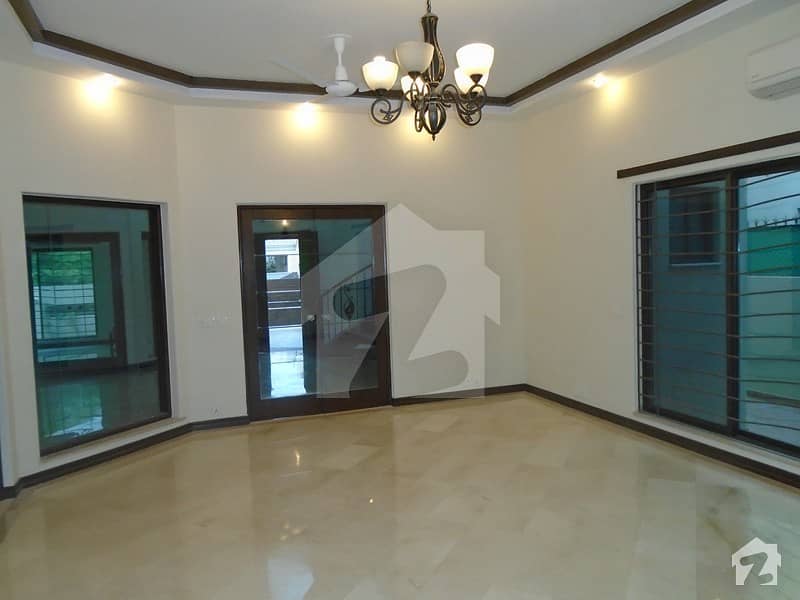 One Kanal Beautiful House With Basement Are Available For Rent In Phase 4