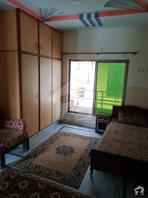 Room In Gulshan-E-Khudadad For Rent