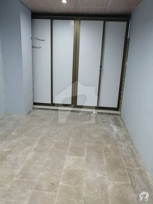 Spacious Room Is Available For Rent In Ideal Location Of University Town Spacious Room Is Available For Rent In Ideal Location Of University Town