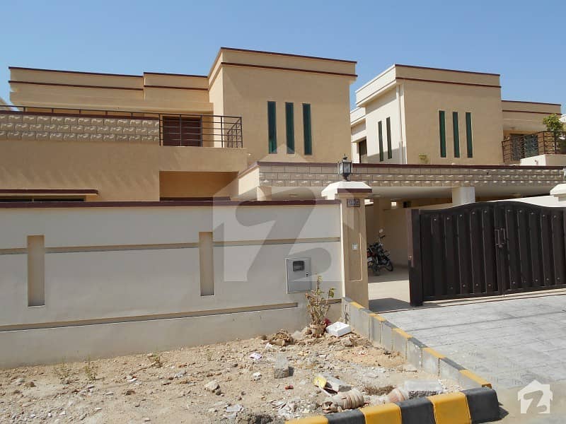 350 Sq Yds New Built Corner Bungalow At Main Boulevard Afohs Falcon Complex Multan