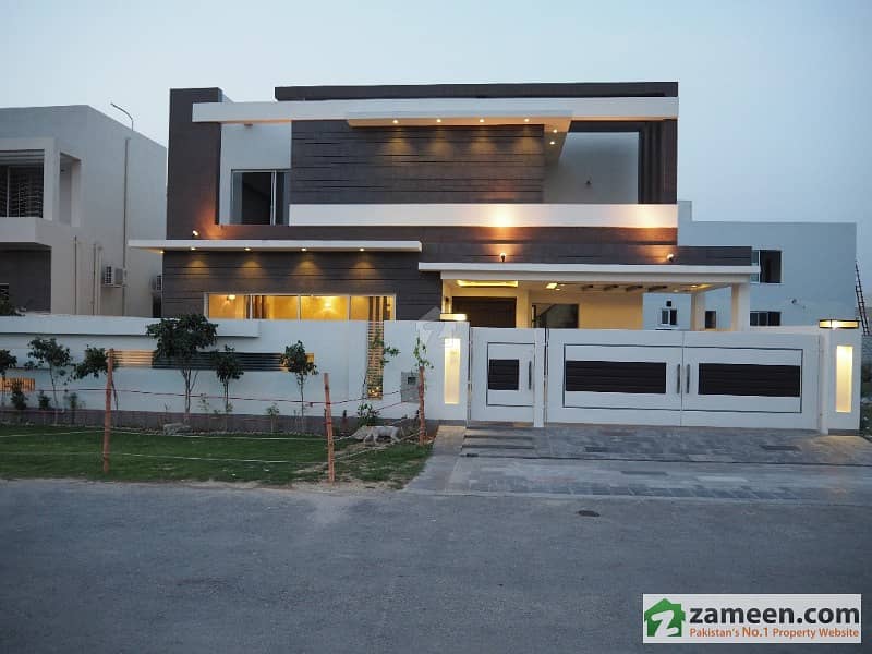 1 Kanal Brand New Designer House At Very Reasonable Price For Sale