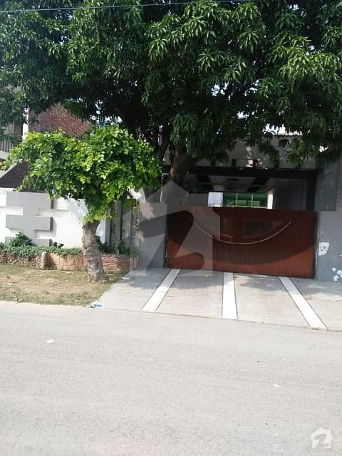 Perfect 4500  Square Feet House In Punjab Govt Employees Society For Sale