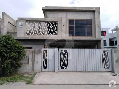 10 Marla House Is Available For Sale In Palm Villas Jhang