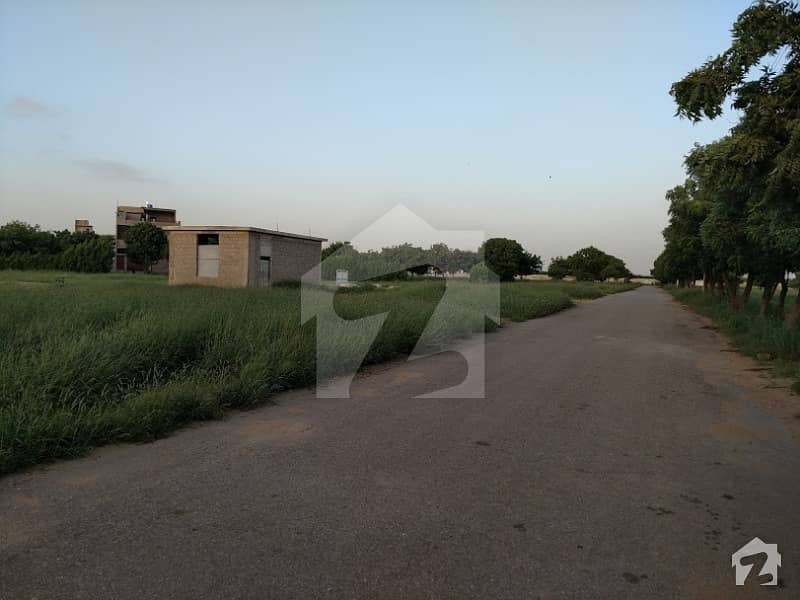 Garden City 240 Yards Plot Is Available For Sale