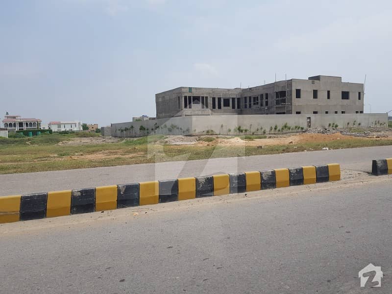 2500 Square Yards Plot Available In Clifton Block 7 Karachi