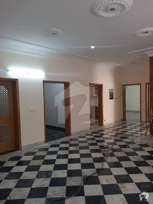 1 Kanal 5 Bed Marble Flooring House For Rent