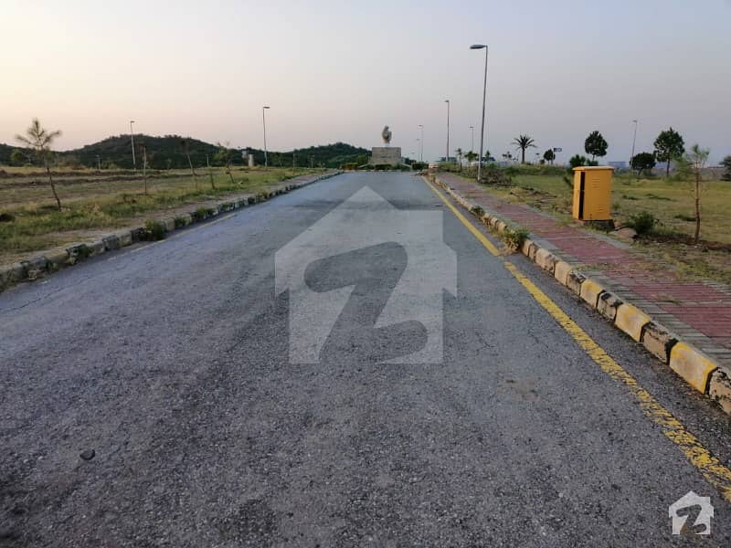 Kanal Corner Plot Available For Sale In Sector B Top Height Near Mosque