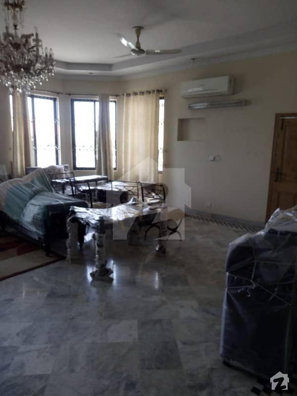 600 Sq Yd Beautiful Upper Portion For Rent In F11 Islamabad  3 Beds With 3 Attached Bath