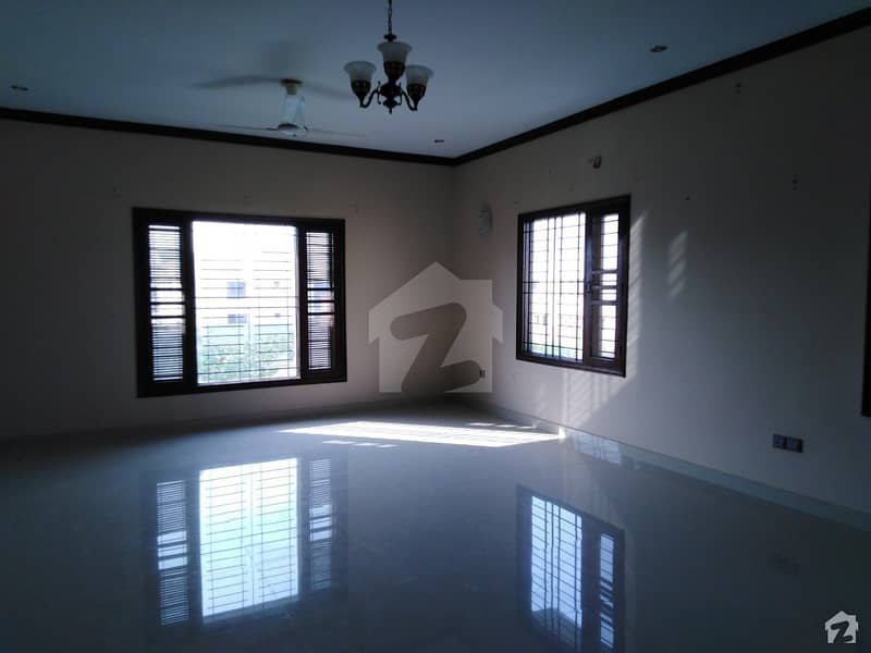 5 Bedrooms Bungalow Is Available For Rent