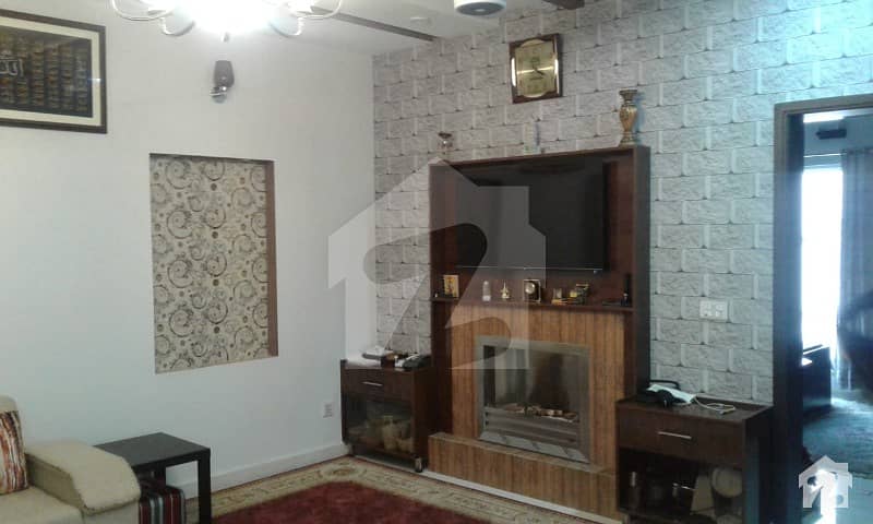 طارق گارڈن هاسنگ سکیم طارق گارڈنز لاہور میں 2 کمروں کا 10 مرلہ زیریں پورشن 45 ہزار میں کرایہ پر دستیاب ہے۔
