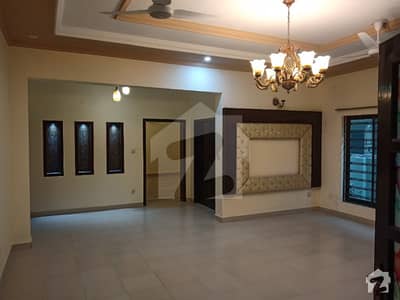 ڈی ایچ اے فیز 1 - سیکٹر سی ڈی ایچ اے ڈیفینس فیز 1 ڈی ایچ اے ڈیفینس اسلام آباد میں 4 کمروں کا 1 کنال مکان 95 ہزار میں کرایہ پر دستیاب ہے۔ ڈی ایچ اے فیز 1 - سیکٹر سی ڈی ایچ اے ڈیفینس فیز 1 ڈی ایچ اے ڈیفینس اسلام آباد میں 4 کمروں کا 1 کنال مکان 95 ہزار میں کرایہ پر دستیاب ہے۔