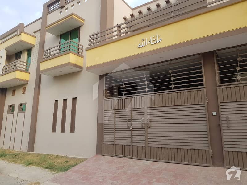 المجید پیراڈایئز رفیع قمر روڈ بہاولپور میں 4 کمروں کا 6 مرلہ مکان 95 لاکھ میں برائے فروخت۔
