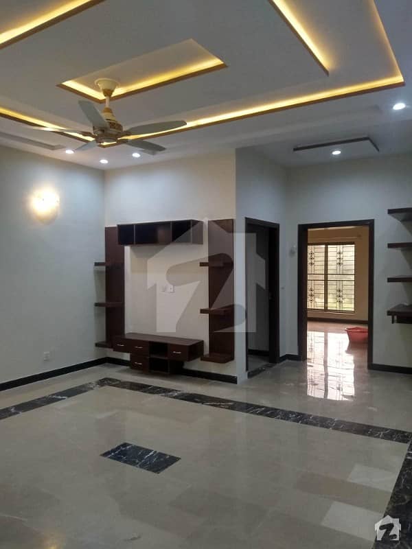 Beauitful 10 Marla Upper Portion For Rent In Jasmine Block