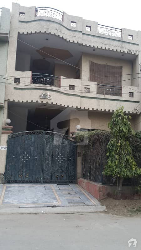 Upper Portion for Rent only Small family