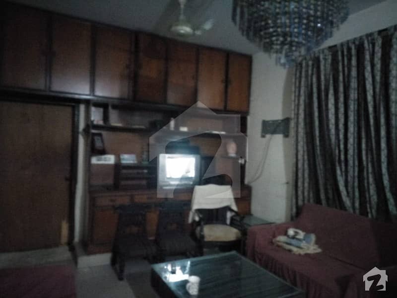 2250  Square Feet House In Mustafa Town