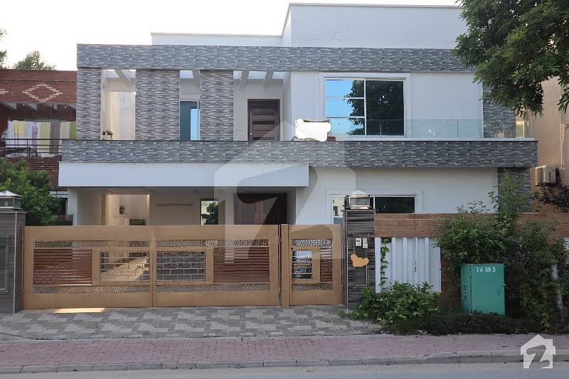 one Kanal Luxury Double Story House For Sale In Babar Block