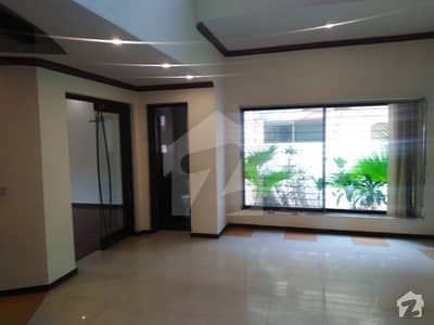 1 Kanal Stylish Bungalow For Rent Dha Phase 4 1 Kanal Stylish Bungalow For Rent Dha Phase 4