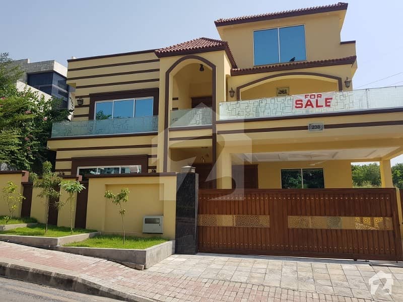 1 Kanal Brand New House For Sale