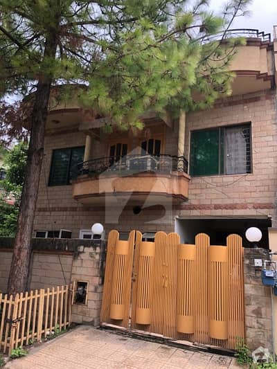 مارگلہ ٹاؤن اسلام آباد میں 5 کمروں کا 7 مرلہ مکان 3 کروڑ میں برائے فروخت۔ مارگلہ ٹاؤن اسلام آباد میں 5 کمروں کا 7 مرلہ مکان 3 کروڑ میں برائے فروخت۔