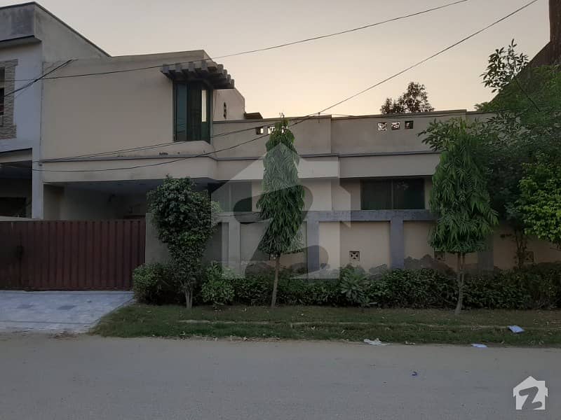 13 Marla House For Sale In Johar Town Near Umt