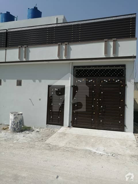 924  Square Feet House In Warsak Road For Sale