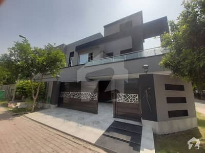 Luxurious Super Hot Peaceful Location 1125 Marla Brand New Corner House For Sale In Bahria Town Lahore Luxurious Super Hot Peaceful Location 1125 Marla Brand New Corner House For Sale In Bahria Town Lahore