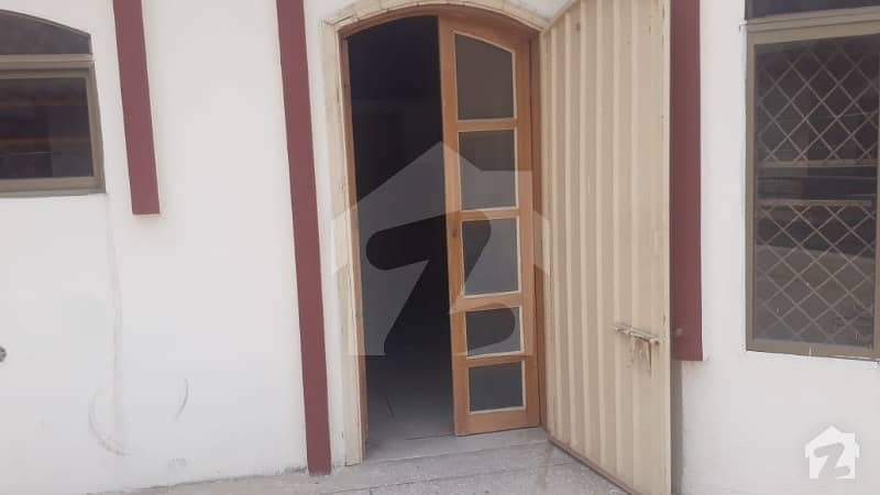 علی ہاؤسنگ کالونی فیصل آباد میں 5 کمروں کا 7 مرلہ مکان 1.4 کروڑ میں برائے فروخت۔