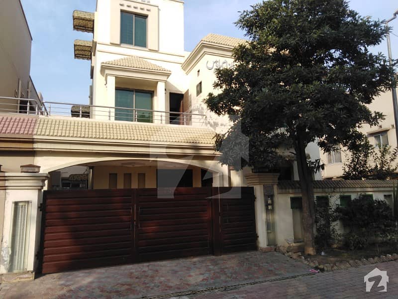 10 Marla Double Storey 5 Bed House Overseas B Block Bahria Town LHR