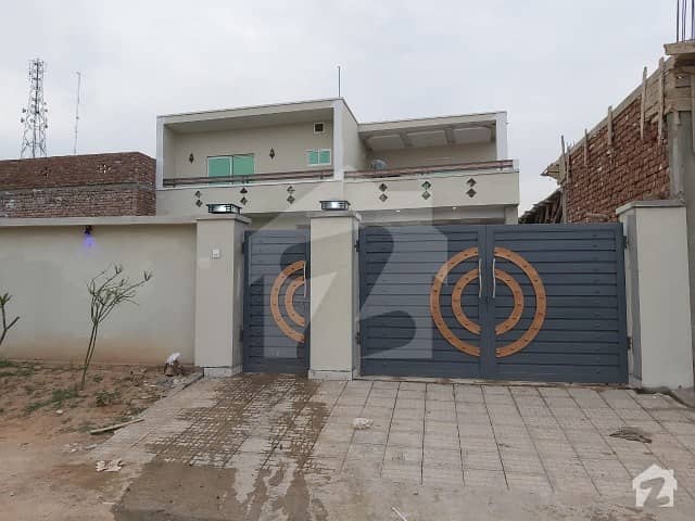 صنوبر سٹی۔ گرین ولاز صنوبر سٹی اڈیالہ روڈ راولپنڈی میں 4 کمروں کا 12 مرلہ مکان 1.3 کروڑ میں برائے فروخت۔