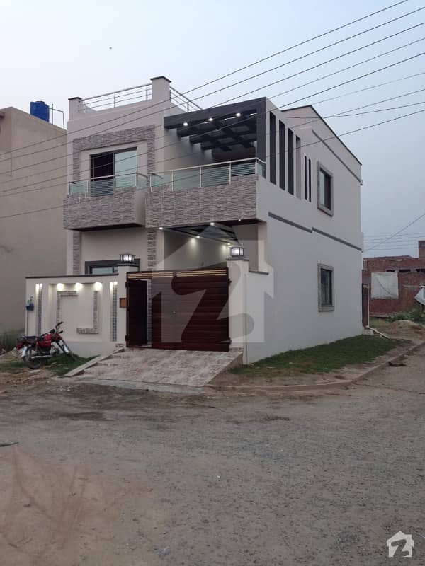 Corner Slightly Used Brand New House 5 Marla Mohafiz Town