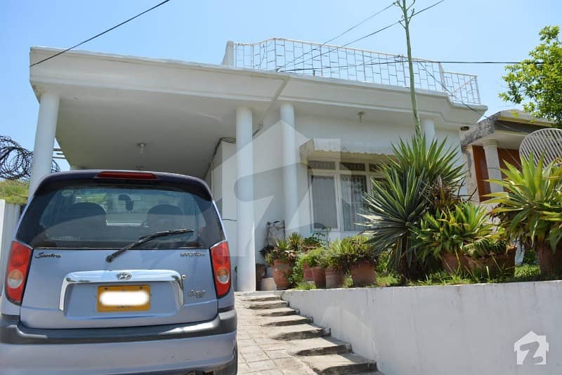 اڈیالہ روڈ راولپنڈی میں 6 کمروں کا 18 مرلہ مکان 1.6 کروڑ میں برائے فروخت۔